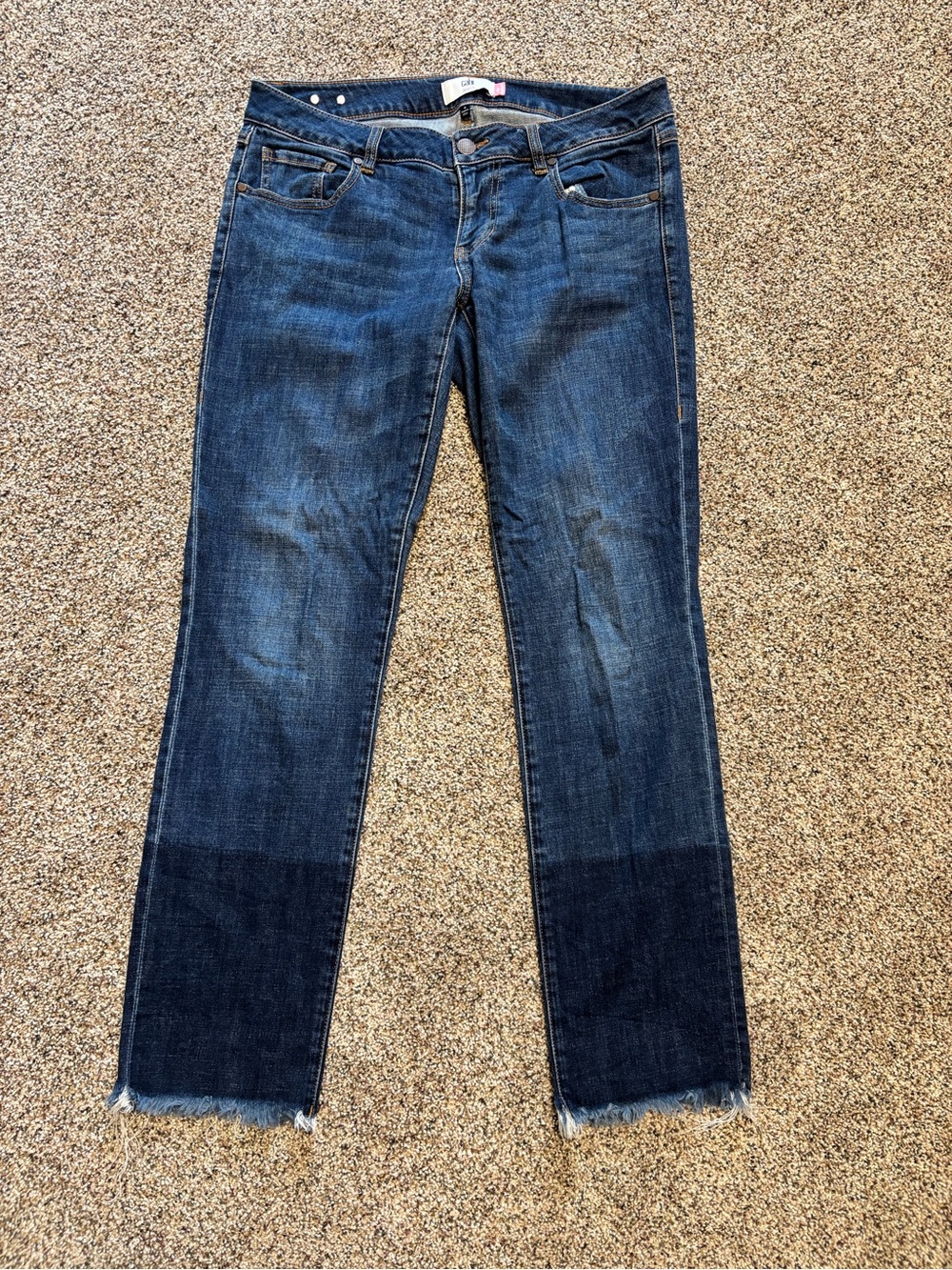 Cabi Jeans Women’s 4 Dark Wash Boyfriend Straight Jeans Star Fade Design Frayed